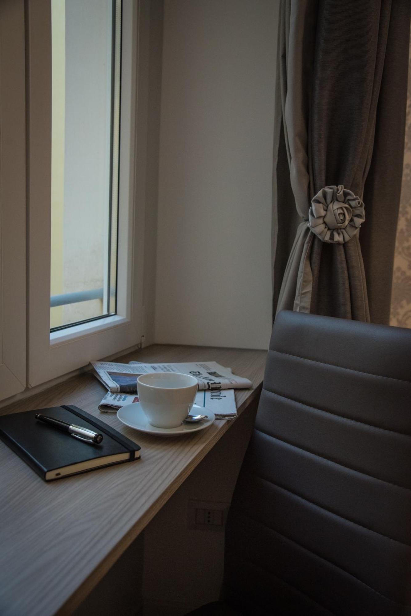 Inside Roma Rooms מראה חיצוני תמונה