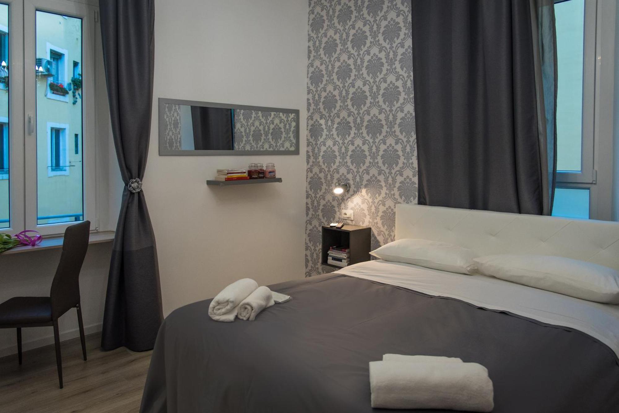 Inside Roma Rooms מראה חיצוני תמונה