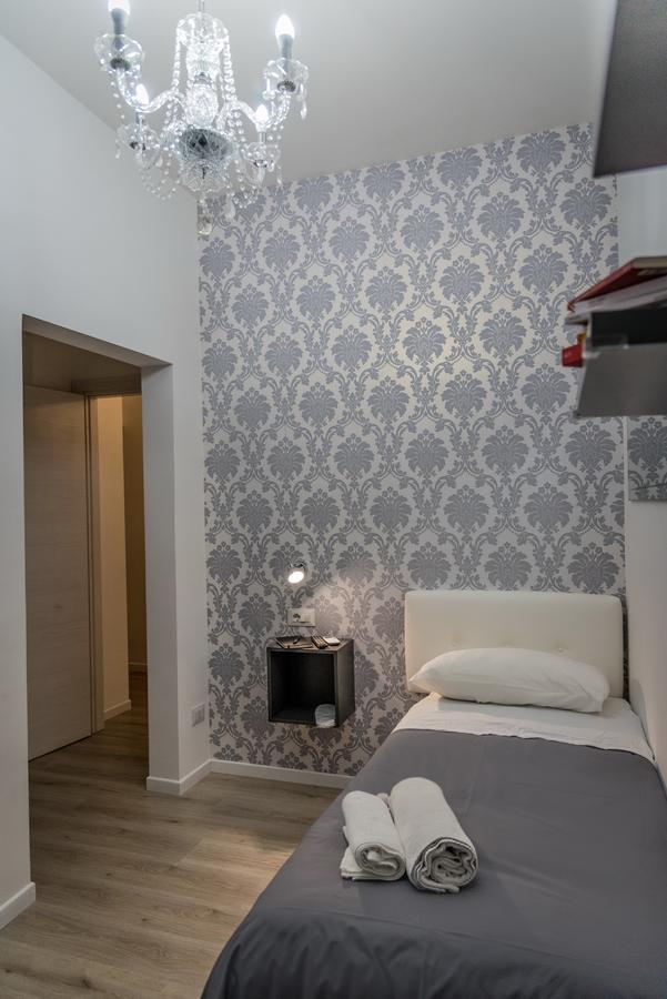 Inside Roma Rooms מראה חיצוני תמונה