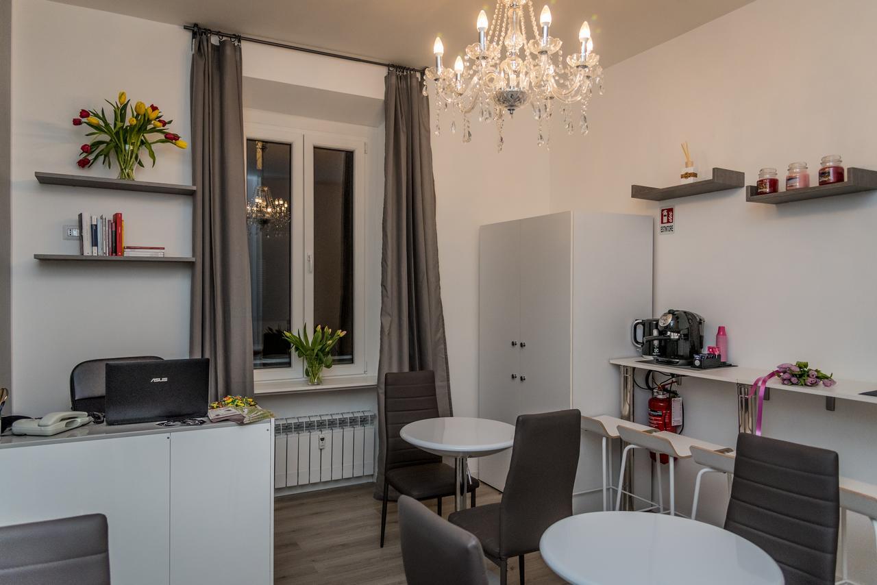 Inside Roma Rooms מראה חיצוני תמונה