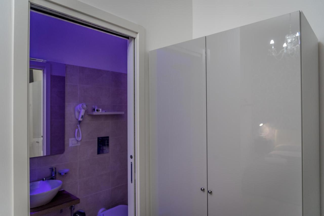 Inside Roma Rooms מראה חיצוני תמונה