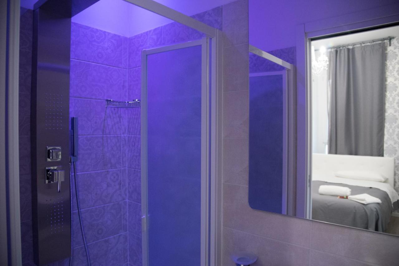 Inside Roma Rooms מראה חיצוני תמונה