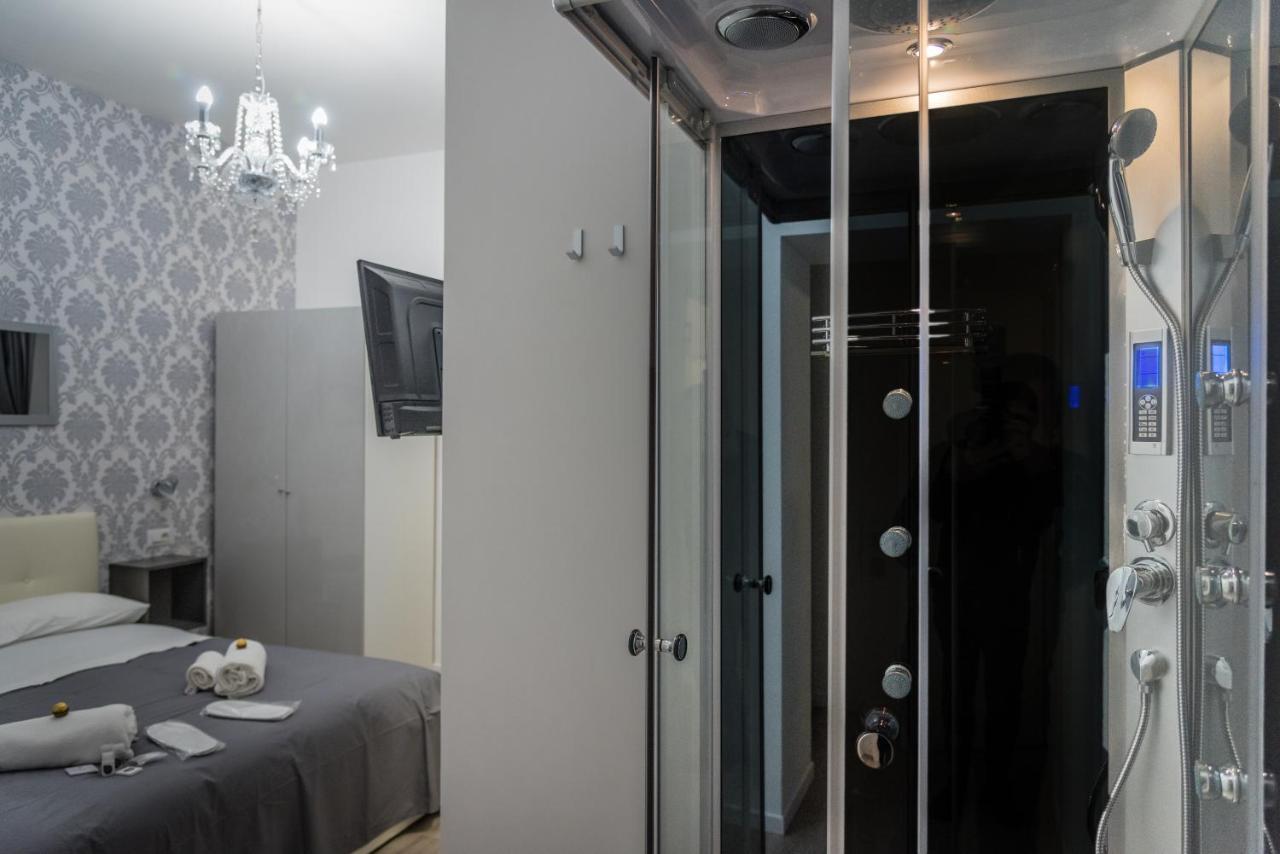 Inside Roma Rooms מראה חיצוני תמונה
